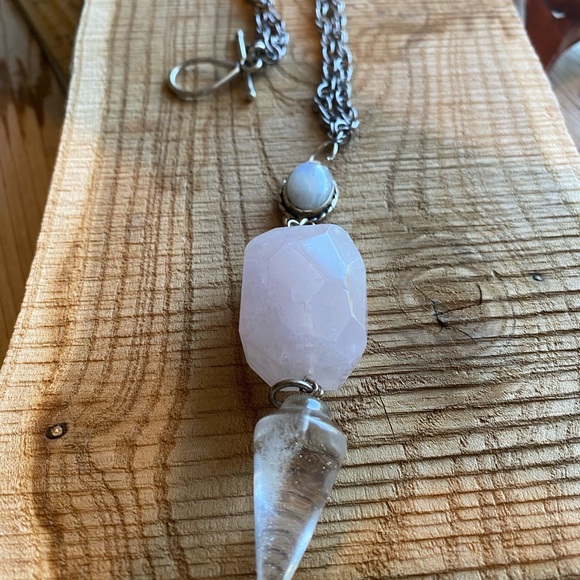 Ethereal Pink and Silver Pendulum Necklace with Faceted Rose Quartz Crystal - Picture 7 of 7